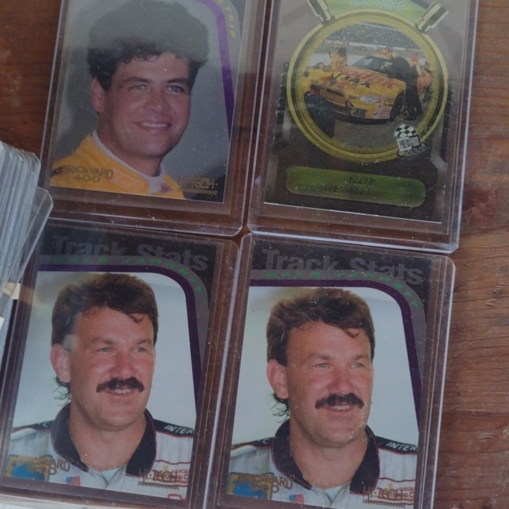 Inserts NASCAR Sports Trading Cards Collection - Picture 6 of 7